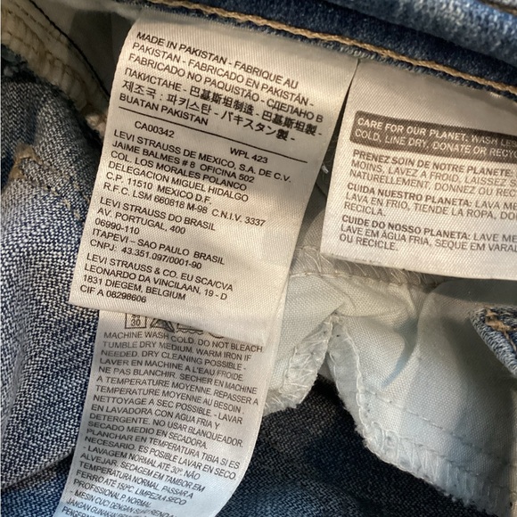 3/$10 Women’s Y2K Levi’s 501 Jeans - Picture 7 of 8